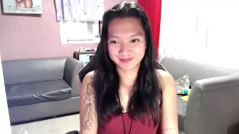 NEWRA  ALLISON online show from September 25, 4:54 pm