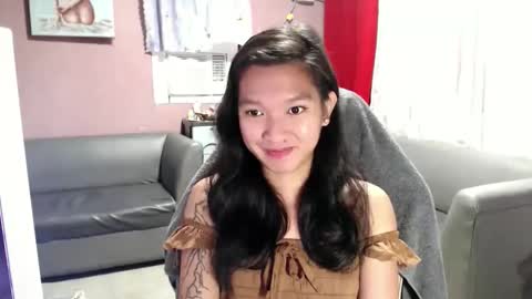 NEWRA  ALLISON online show from October 6, 6:05 pm