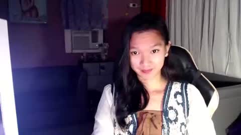 NEWRA  ALLISON online show from October 9, 7:23 pm