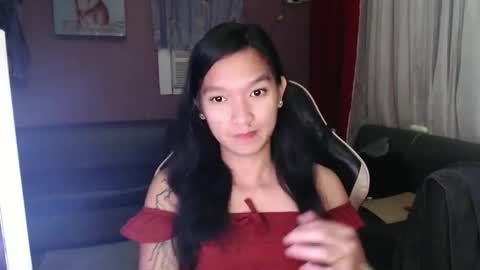 NEWRA  ALLISON online show from October 20, 5:24 pm