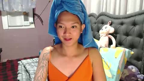 NEWRA  ALLISON online show from May 3, 5:46 am