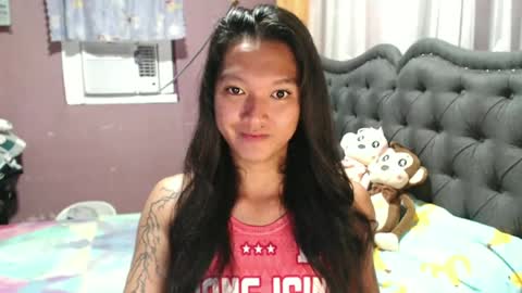 NEWRA  ALLISON online show from June 16, 3:31 am