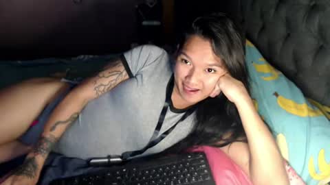 NEWRA  ALLISON online show from July 23, 11:02 pm