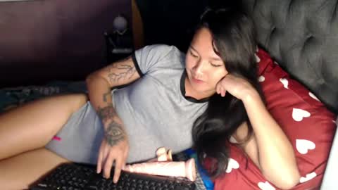 NEWRA  ALLISON online show from July 30, 11:59 pm