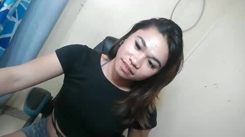 Alvie online show from May 4, 12:50 am