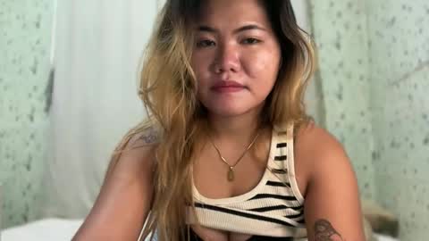 Snapshot of urasianblairexxx chatting on March 17, 2:38 am urasianblairexxx online show from March 17, 2:38 am