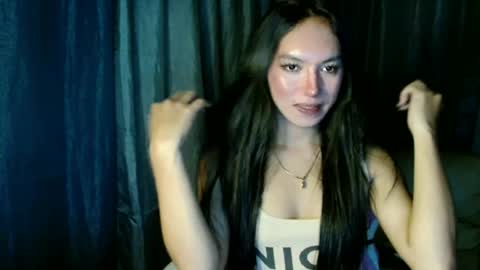 Elizabeth online show from June 23, 10:57 am