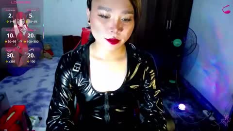 KENDRA online show from April 2, 9:34 pm