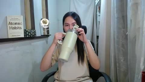 Snapshot of urasiantserika chatting on March 6, 1:46 pm Erika online show from March 6, 1:46 pm