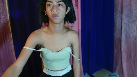 Snapshot of urasianyana chatting on February 21, 9:21 am urasianyana online show from February 21, 9:21 am