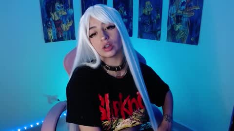 Danielle  online show from February 21, 3:01 am