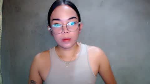 Snapshot of urbabydollx16 chatting on July 2, 5:52 pm urbabydollx16 online show from July 2, 5:52 pm