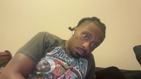 Snapshot of urbandick5 chatting on September 23, 2:03 am urbandick5 online show from September 23, 2:03 am