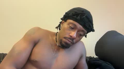 Snapshot of urbandick5 chatting on October 7, 9:34 pm urbandick5 online show from October 7, 9:34 pm