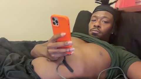 Snapshot of urbandick5 chatting on October 8, 12:03 pm urbandick5 online show from October 8, 12:03 pm