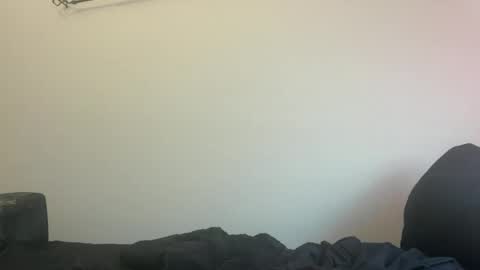 Snapshot of urbandick5 chatting on October 14, 7:03 pm urbandick5 online show from October 14, 7:03 pm