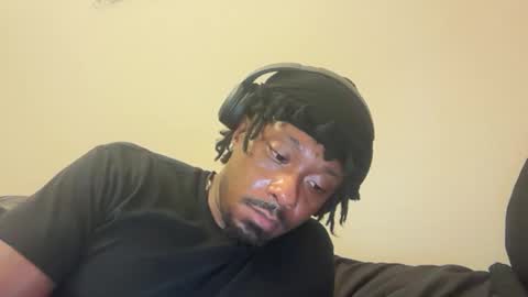 Snapshot of urbandick5 chatting on October 16, 12:11 am urbandick5 online show from October 16, 12:11 am