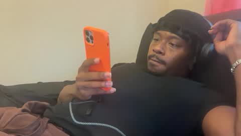 Snapshot of urbandick5 chatting on October 16, 11:06 pm urbandick5 online show from October 16, 11:06 pm