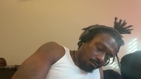 Snapshot of urbandick5 chatting on October 21, 9:26 pm urbandick5 online show from October 21, 9:26 pm