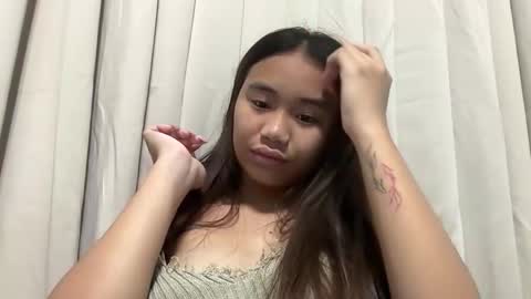 Urbbgurl lynxx  online show from May 7, 2:44 pm