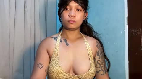 Urbbgurl lynxx  online show from May 12, 5:15 am