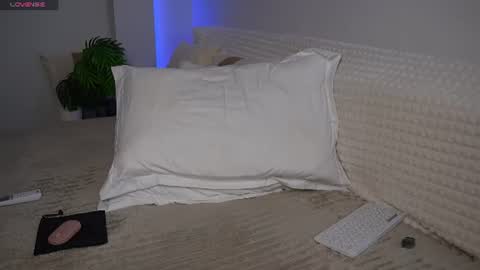 Ksenia Pterson online show from July 2, 3:23 am