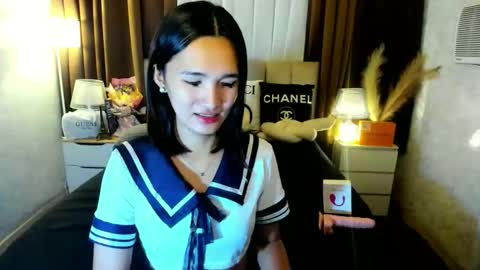 Snapshot of urblossom_princess chatting on October 30, 9:48 pm urblossom_princess online show from October 30, 9:48 pm