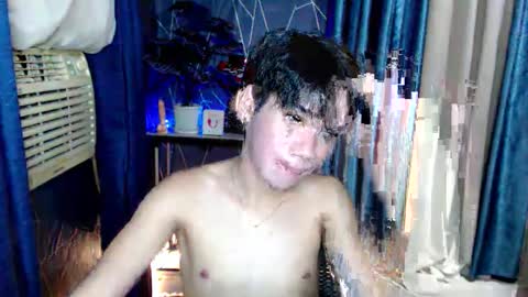 urboytoyheaven online show from May 24, 5:56 am