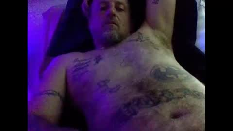 urdaddy875867 online show from December 21, 9:55 pm