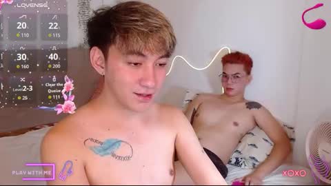 Snapshot of urdeityoflove_ chatting on October 1, 6:41 am rose and khristine online show from October 1, 6:41 am