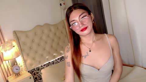 Snapshot of urdream_bride chatting on January 27, 4:20 am urdream_bride online show from January 27, 4:20 am