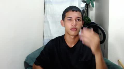 urdreamboy_clarin online show from July 22, 9:12 am