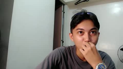 urdreamboy_prince online show from June 10, 1:43 pm