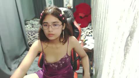 urdreamgirljayne online show from December 3, 12:13 am