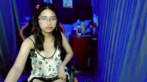 urdreamgirljayne online show from January 18, 9:45 pm
