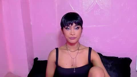 Snapshot of urfavblackbarbie chatting on September 13, 6:08 pm PATRICIA online show from September 13, 6:08 pm