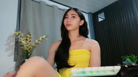 urfave_bbgirl online show from January 19, 11:36 am