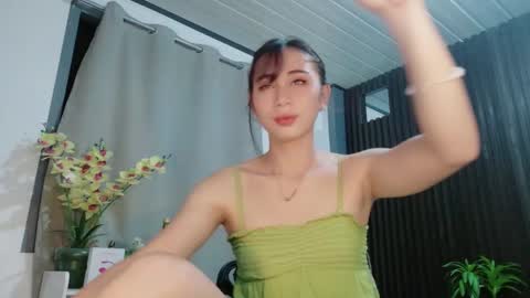 urfave_bbgirl online show from February 1, 11:20 am