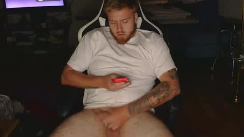 Snapshot of urfavkingusa chatting on November 22, 11:42 am urfavkingusa online show from November 22, 11:42 am