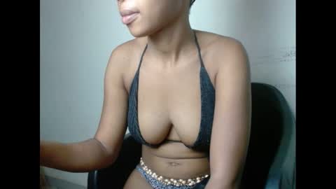 Snapshot of urflirtydoll chatting on January 17, 7:27 pm urflirtydoll online show from January 17, 7:27 pm