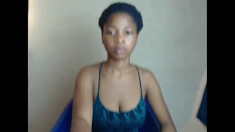 Snapshot of urflirtydoll chatting on February 13, 1:48 pm urflirtydoll online show from February 13, 1:48 pm