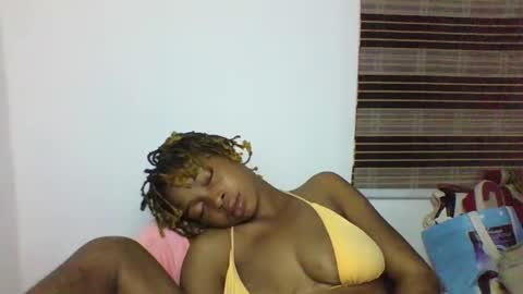 urflirtydoll online show from October 5, 4:33 am