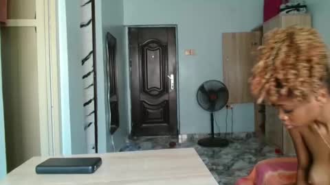 urflirtydoll online show from March 30, 9:32 am