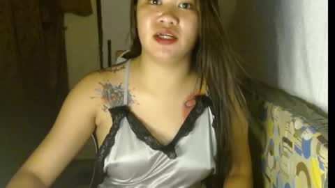 urfynestasian online show from December 19, 6:23 am