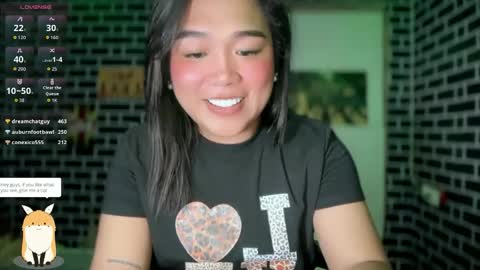 Snapshot of urgirl_dimple chatting on April 3, 7:12 pm Dimple online show from April 3, 7:12 pm