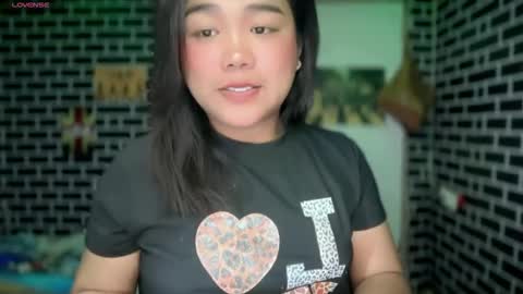 Snapshot of urgirl_dimple chatting on May 6, 6:08 am Dimple online show from May 6, 6:08 am