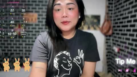 Snapshot of urgirl_dimple chatting on May 18, 8:58 pm Dimple online show from May 18, 8:58 pm