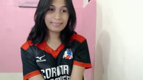 Snapshot of urgirlnabyx chatting on December 15, 12:06 pm Call me naby online show from December 15, 12:06 pm