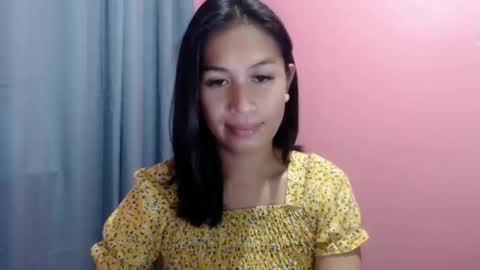 Snapshot of urgirlnabyx chatting on February 17, 2:53 am Call me naby online show from February 17, 2:53 am