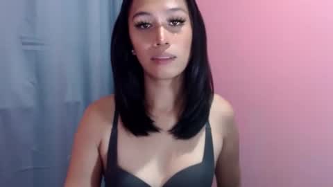 Snapshot of urgirlnabyx chatting on February 20, 12:04 pm Call me naby online show from February 20, 12:04 pm